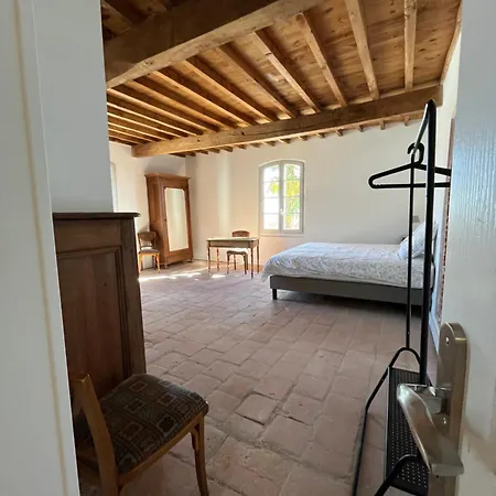 Semesterbostad Santina